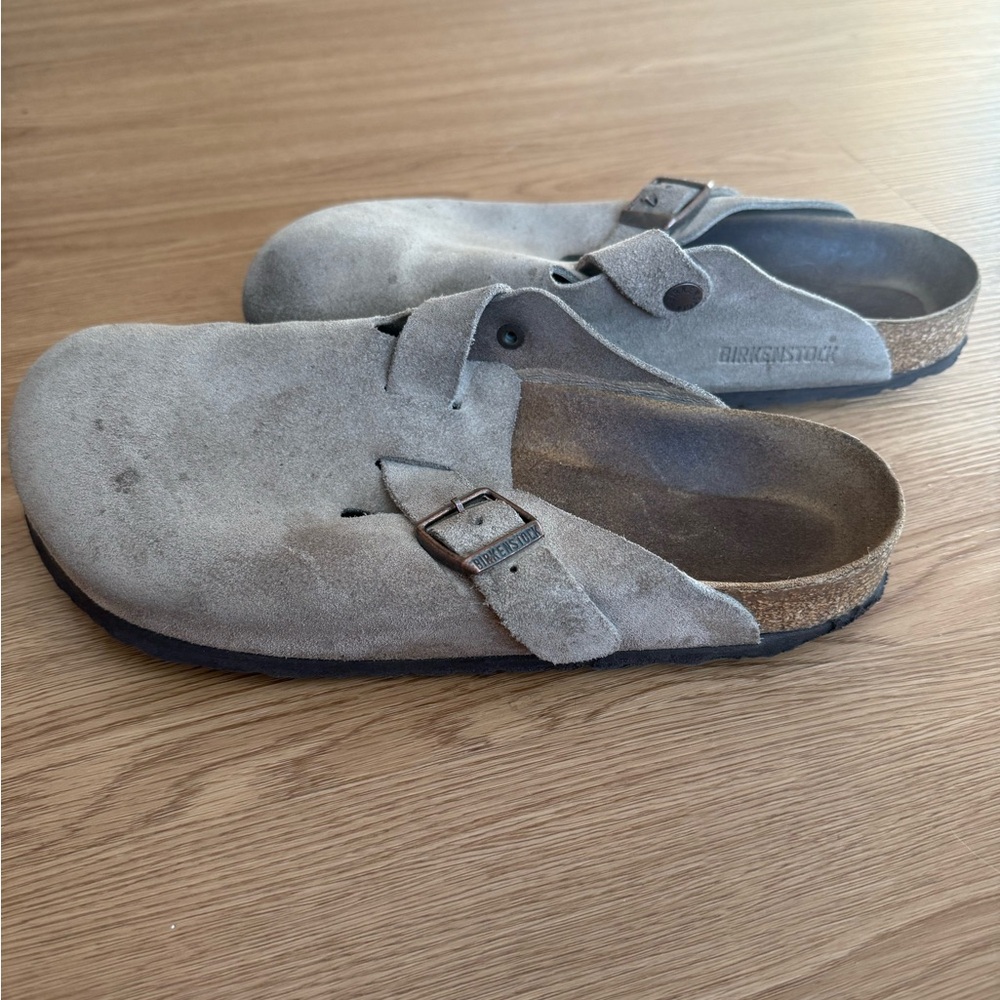 Birkenstock Unisex Tan Clogs - Picture 3 of 6